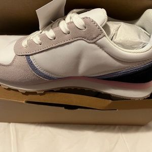 J.crew city sneakers size 7.5 new in box
